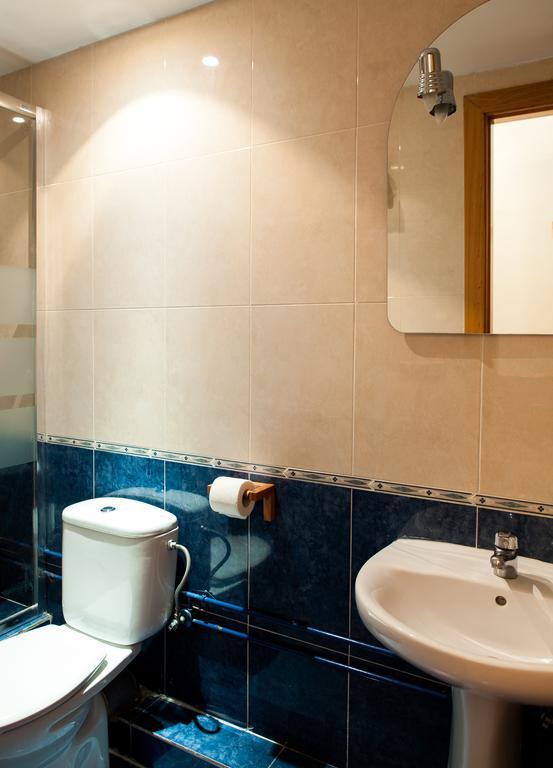 Estudios Pelayo Guest House برشلونة الغرفة الصورة