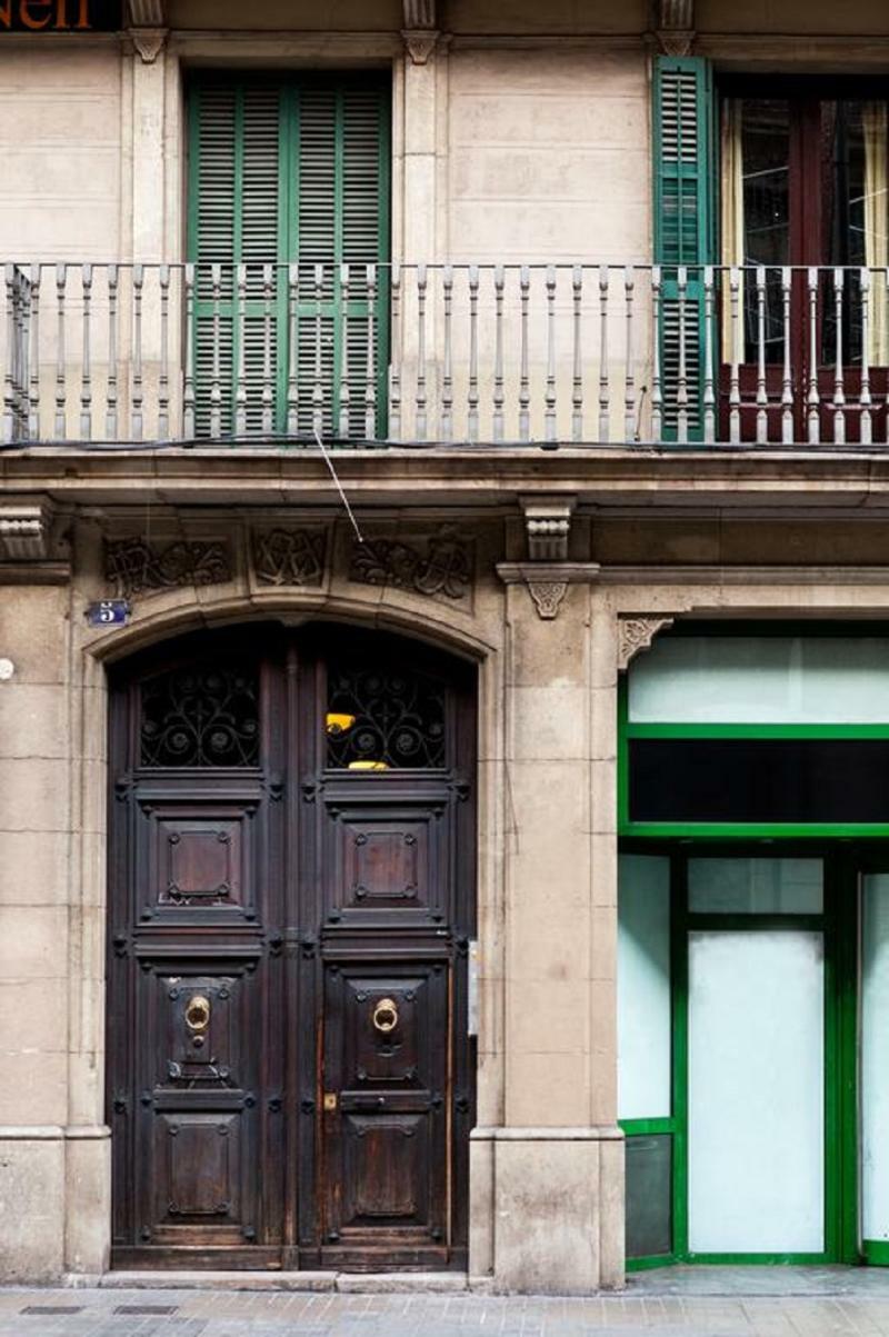 Estudios Pelayo Guest House برشلونة المظهر الخارجي الصورة